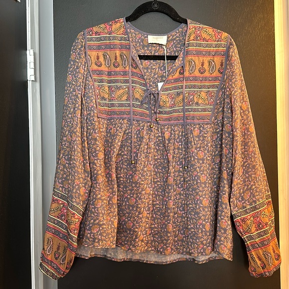NWT August the label blouse! - Picture 1 of 3